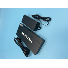 Desktop for Intercoms - 8-Port Gigabit Ethernet SOHO PoE+ Unmanaged Switch (83W)